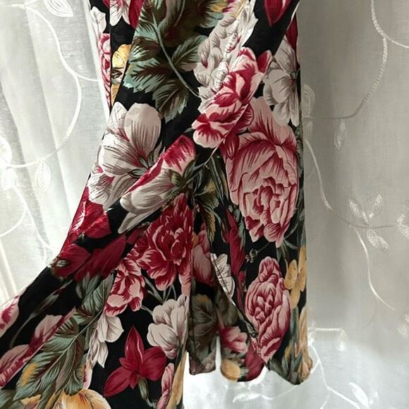 VTG 90s Floral Slip Dress Satin & Lace Red Pink Roses Asymmetrical Inner Most L - Picture 7 of 9